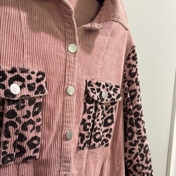 Pink Corduroy Jacket with Leopard Accents - Picture 4 of 7